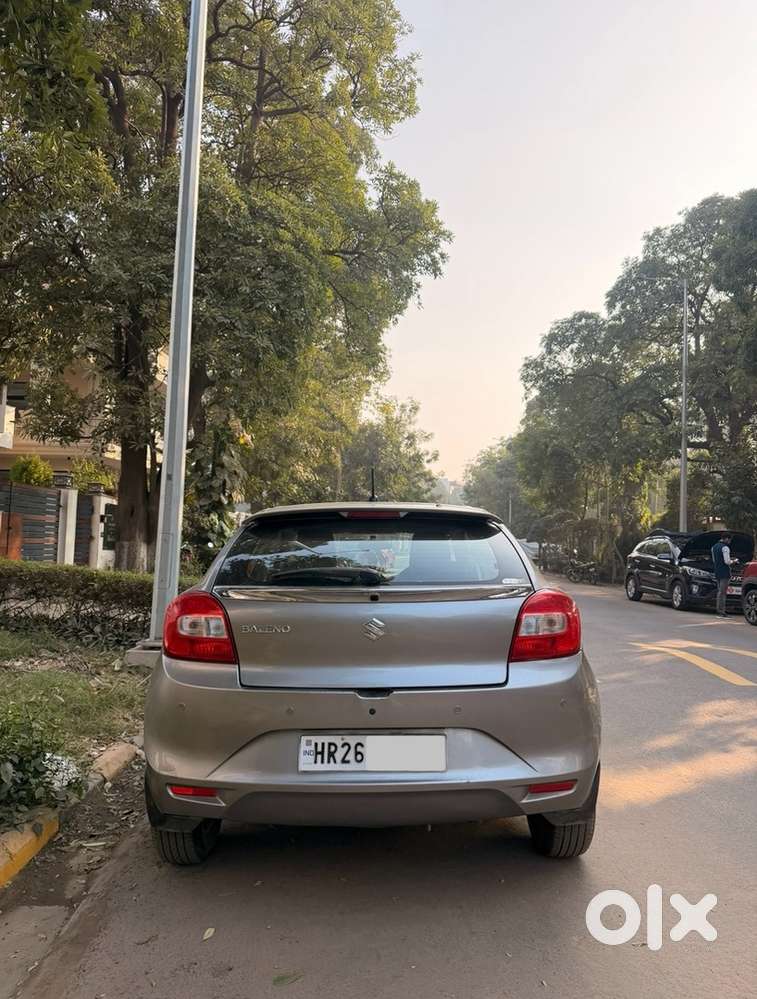 Maruti Suziki Baleno Cvt Silver  Delta Automatic