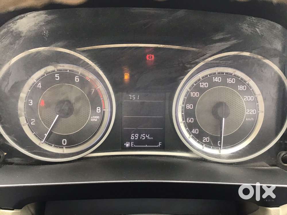 Maruti Suzuki Swift Dzire Vxi Optional, 2022, Petrol