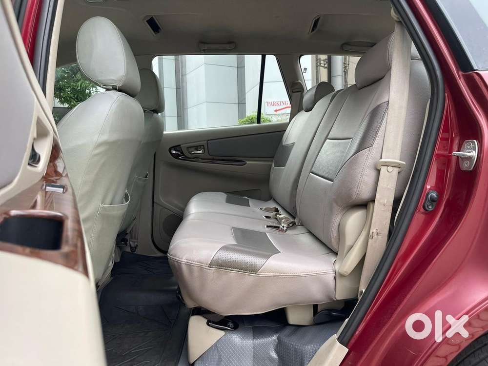 Toyota Innova 2.5 Vx 8 Str, 2012, Diesel