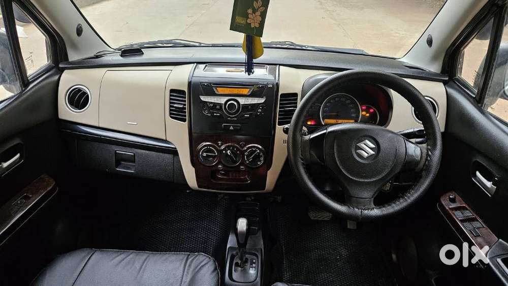 Maruti Suzuki Wagon R Vxi Amt1.2, 2017, Petrol