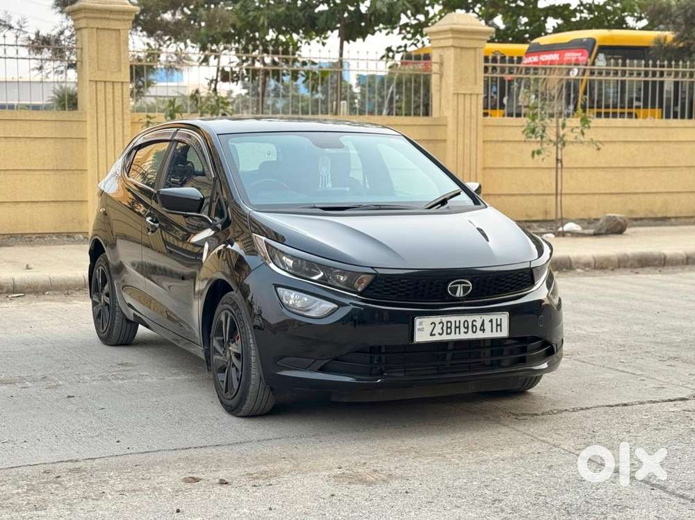 Tata Altroz Xz Plus (s), 2023, Petrol