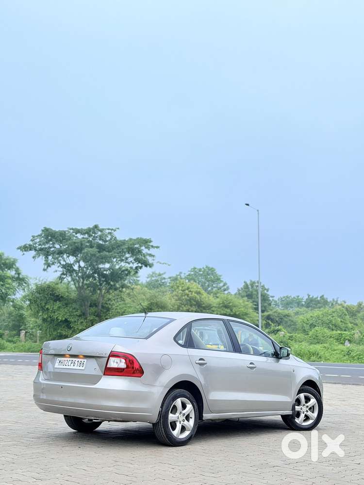 Skoda Rapid 1.6 Mpi At Elegance, 2012, Petrol
