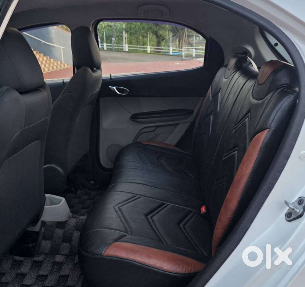 Tata Tiago Xza, 2018, Petrol