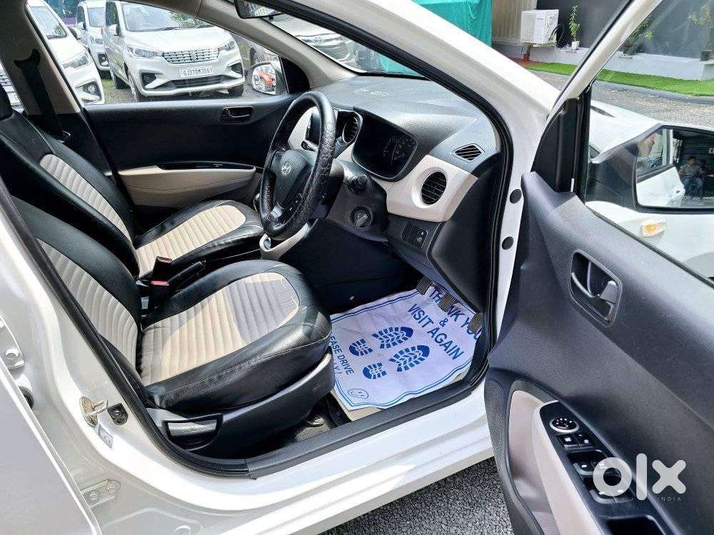 Hyundai Grand I10 Magna O At Petrol, 2014, Petrol