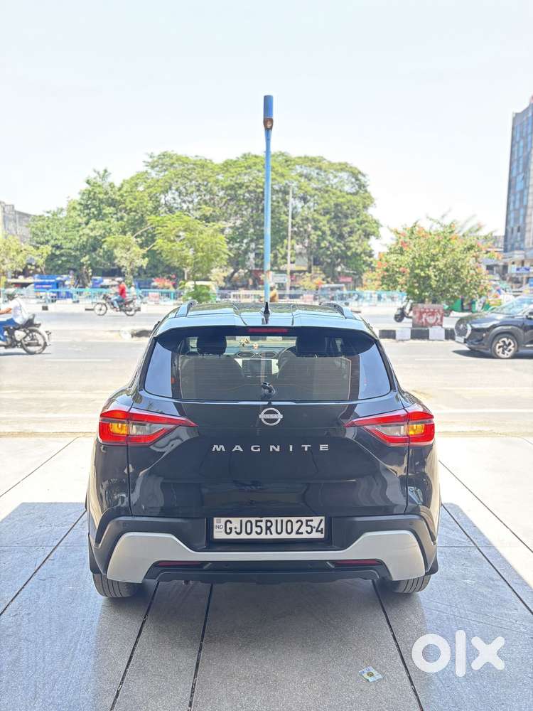 Nissan Magnite Xv Turbo, 2023, Petrol