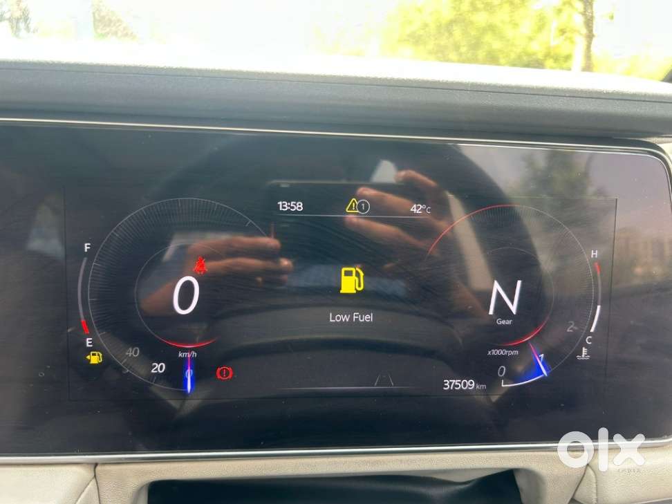 Mahindra Xuv700 2.2 Ax 5 Diesel Mt 7 Str, 2021, Diesel