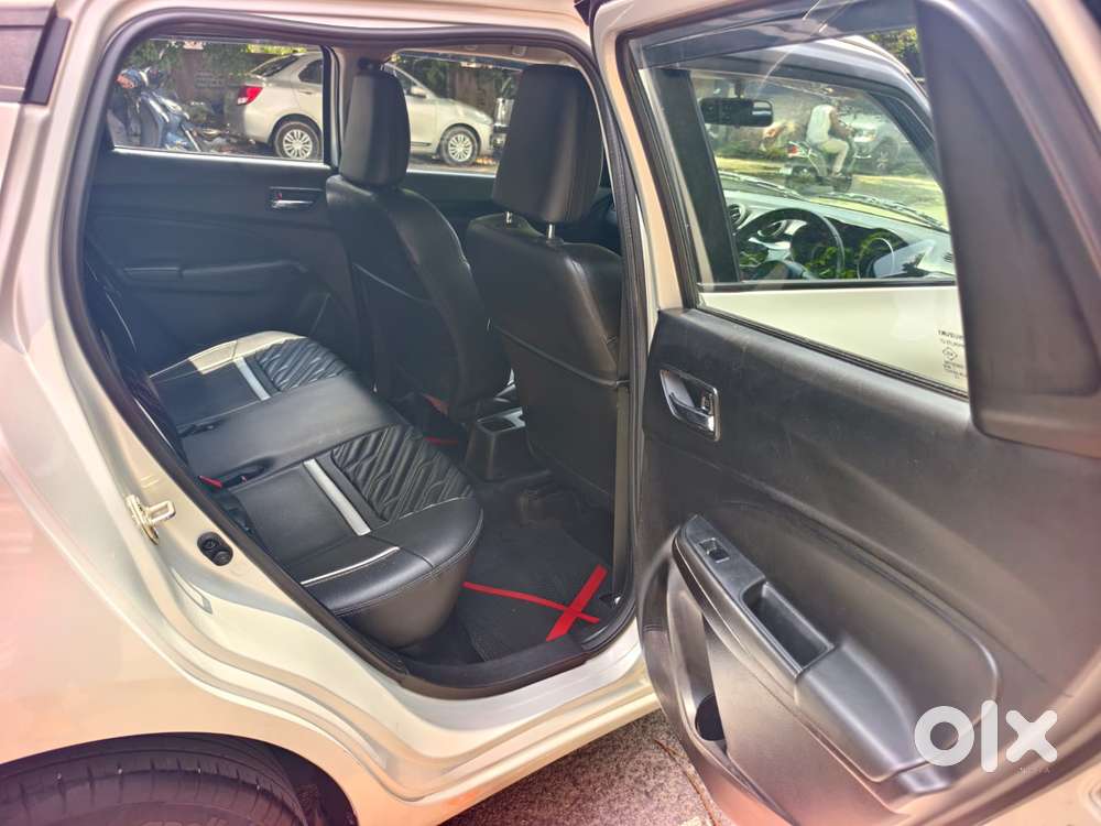 Maruti Suzuki Swift Zxi Plus Dual Tone, 2023, Petrol