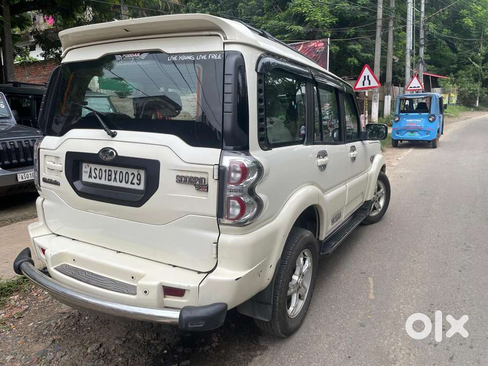 Mahindra Scorpio S10 7 Seater, 2016, Diesel