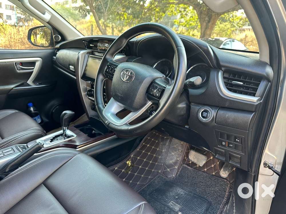 Toyota Fortuner 2018 Diesel 90000 Km Driven With Service Record