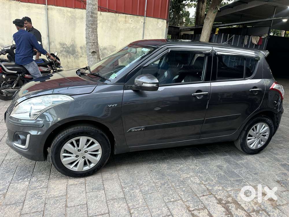 Maruti Suzuki Swift Vvt Zxi, 2015, Petrol