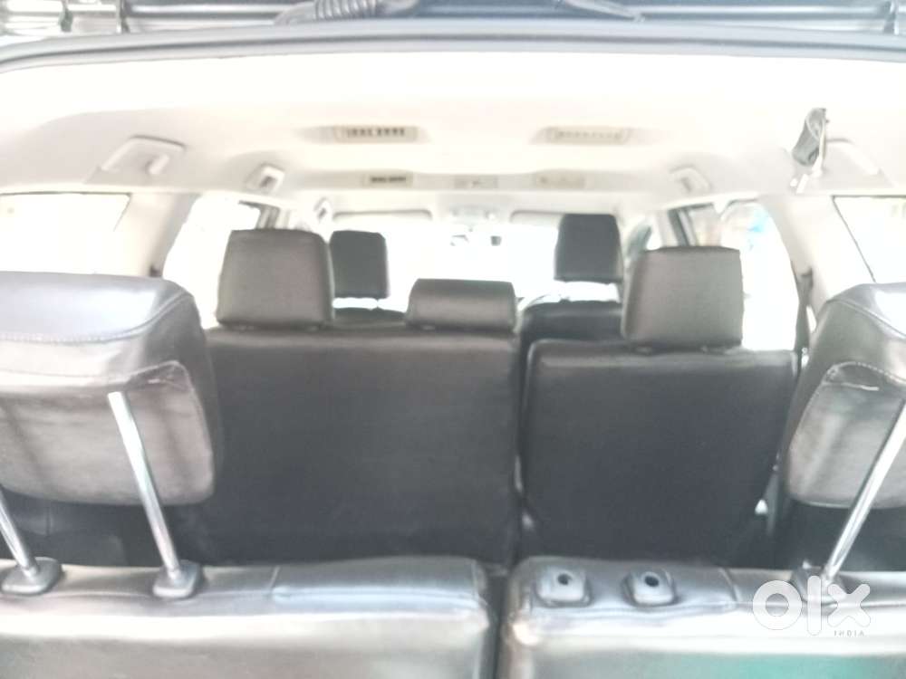 Toyota Innova Crysta 2.7 Gx At 8s, 2019