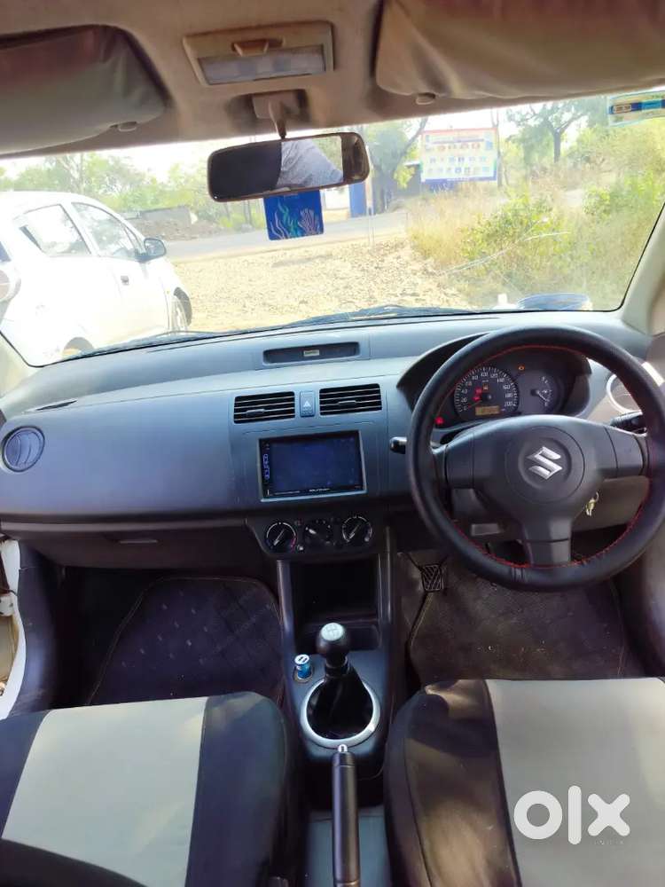 Maruti Suzuki Swift 2010 Petrol 120000 Km Driven