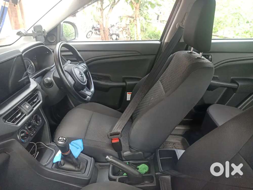 Maruti Suzuki Brezza Lxi 2026