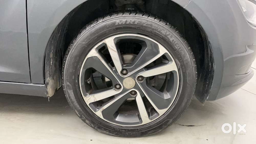 Tata Altroz Xz, 2020, Petrol