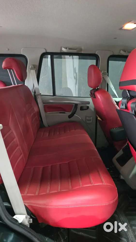 Black Mahindra Scorpio Classic 2023