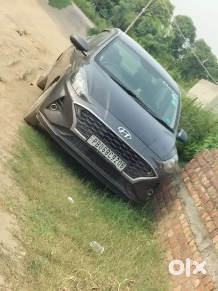 Hyundai Aura 2022 Petrol 45000 Km Driven