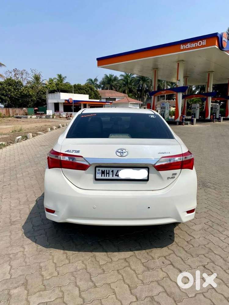 Toyota Corolla Altis 2013-2017 D-4d G, 2015, Diesel