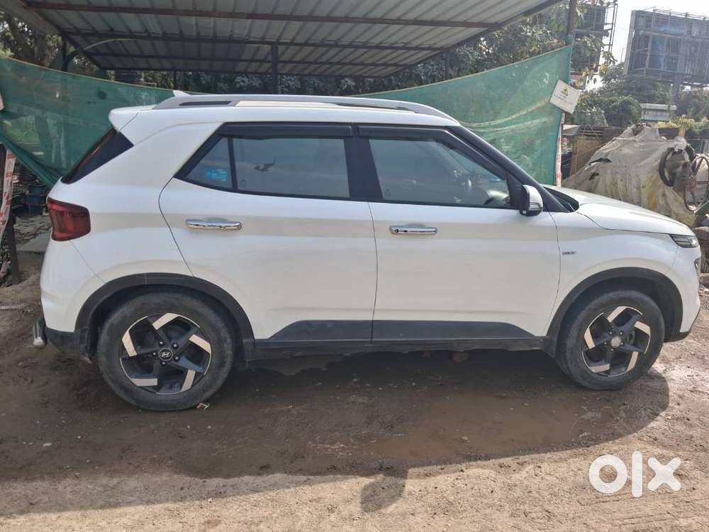 Top Model With Sunroof