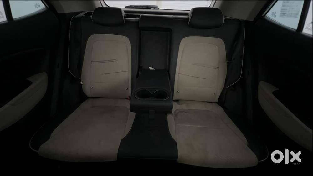 Hyundai Venue 1.0 Sx (o) Turbo Dct, 2023, Petrol
