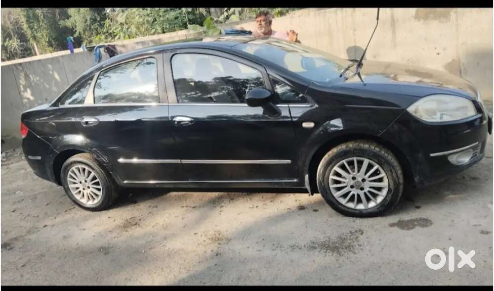 Fiat Linea 2012 Petrol 35000 Km Driven
