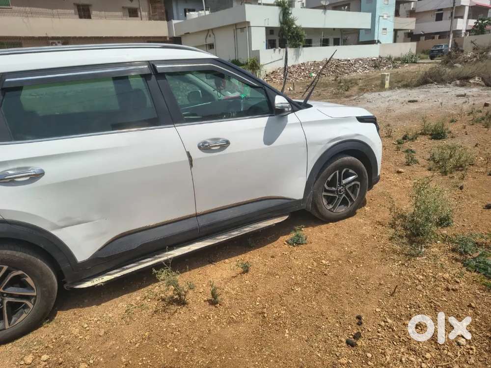 Kia Carens Luxury Diesel 2023