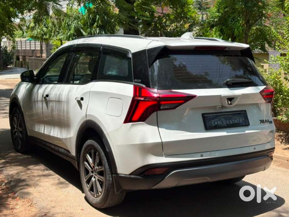 Mahindra Xuv700 2.2 Ax 7 Diesel At Luxury Pack Str Awd, 2022, Diesel