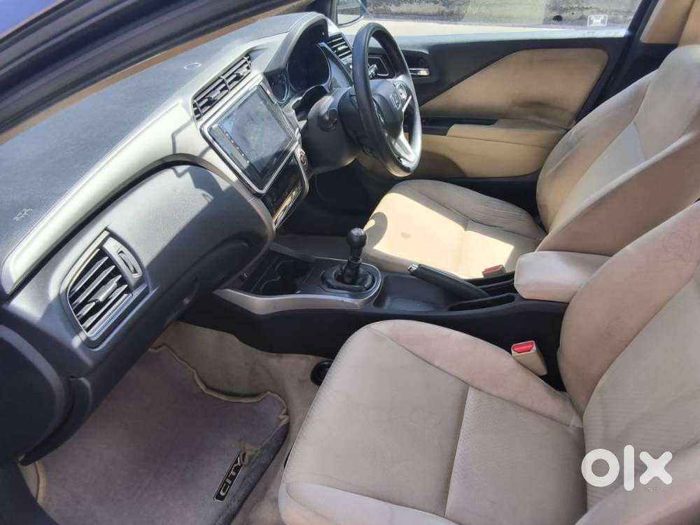 Honda City I-vtec V, 2017, Petrol