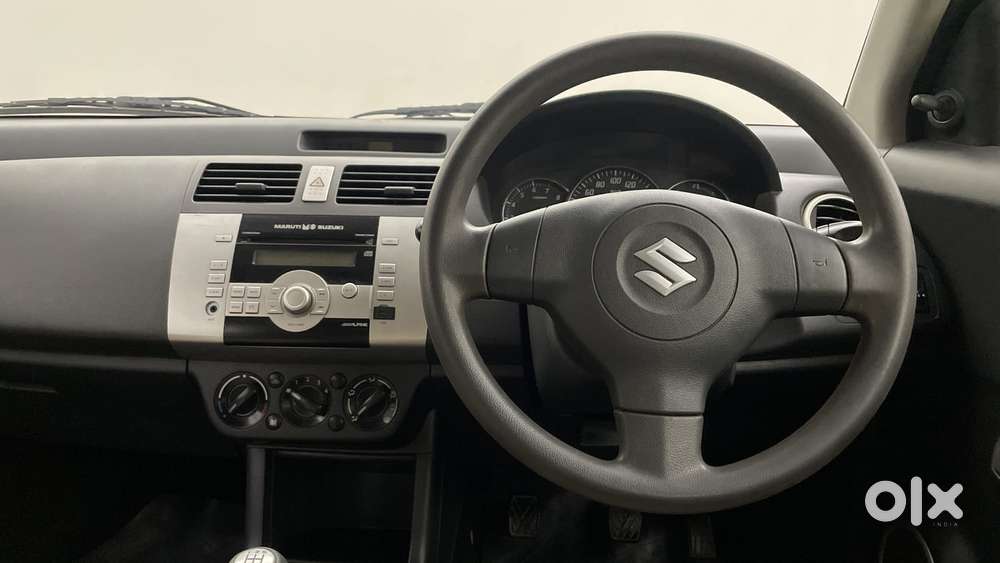 Maruti Suzuki Swift 2004-2010 Vxi Bsiv, 2011, Petrol