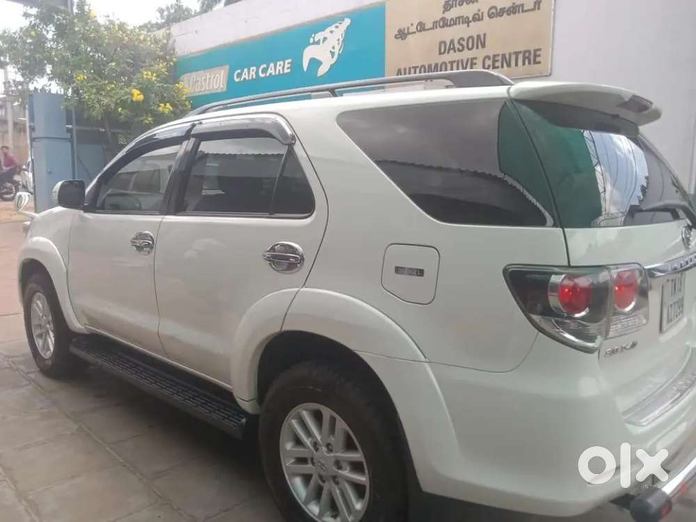Toyota Fortuner Legender 2015 Diesel Good Conditionns