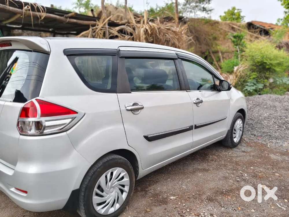 Maruti Suzuki Ertiga 2012 Diesel 180000 Km Driven
