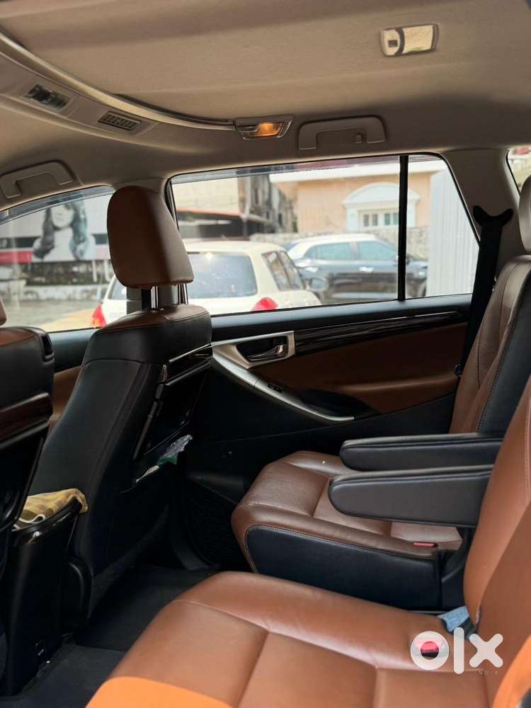 Toyota Innova Crysta 2017