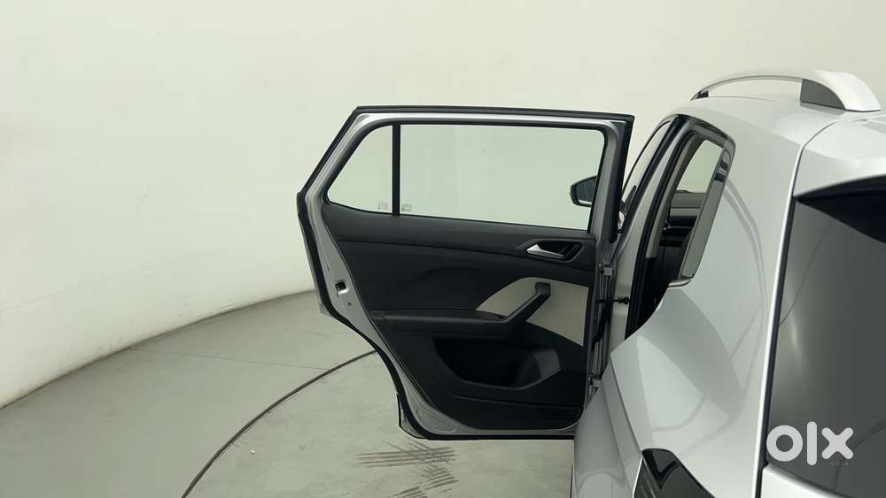 Volkswagen Taigun Topline 1.0 Tsi At (electric Seats), 2022, Petrol