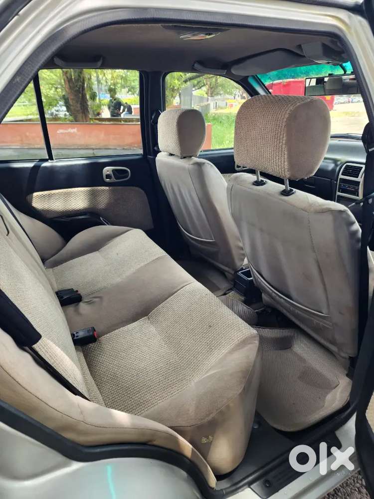 Maruti Suzuki Esteem Vxi 2005