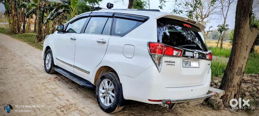 Toyota Innova Crysta 2018