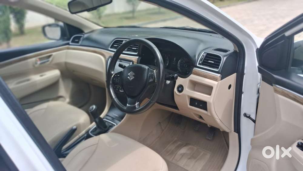 Maruti Suzuki Ciaz 1.5 Alpha Shvs Mt, 2020, Petrol