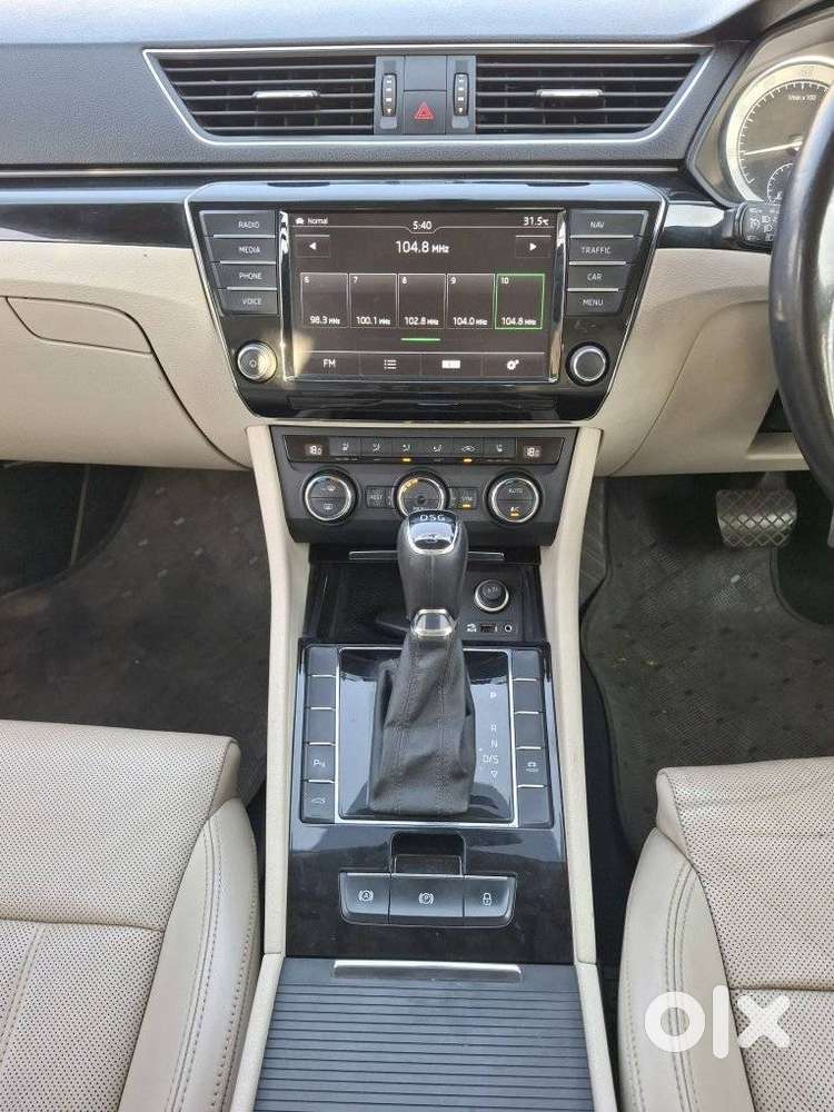 Skoda Superb Lk 1.8 Tsi At, 2016, Petrol