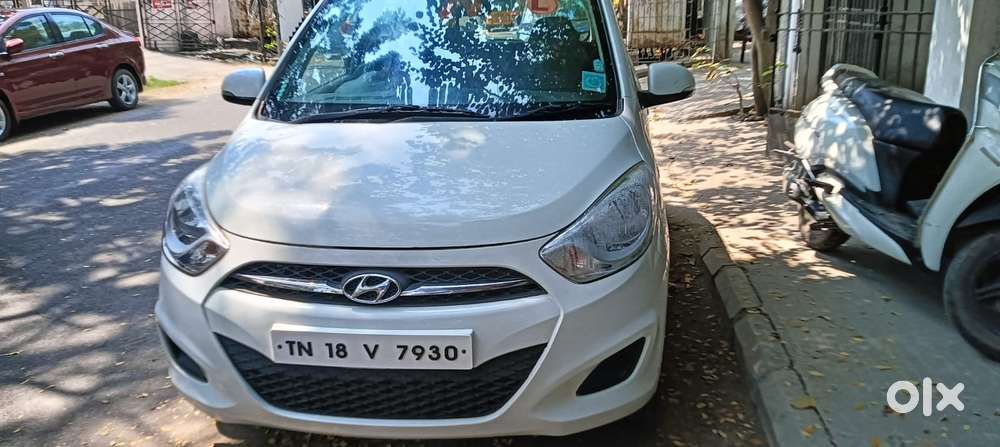 Hyundai I10 Sportz At, 2013, Petrol