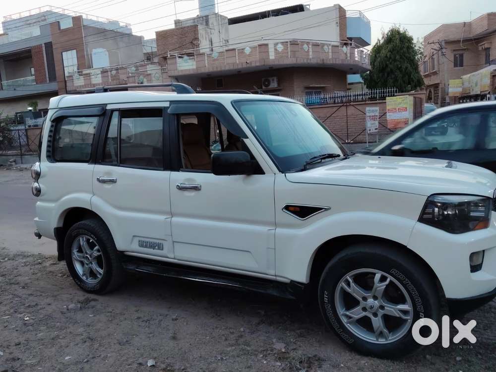 Mahindra Scorpio S10, 2017, Diesel