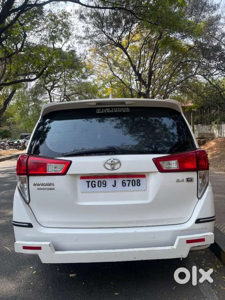 Toyota Innova Crysta White Colour 2019 Diesel Bsiv