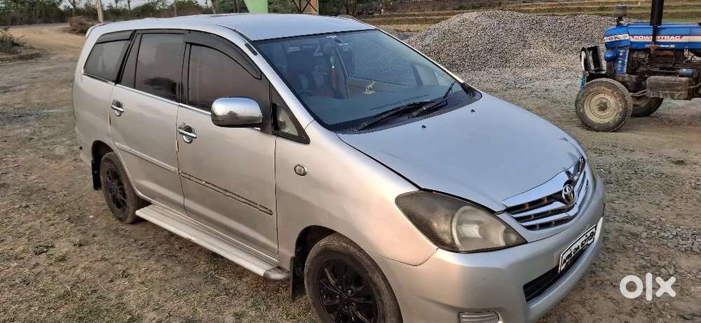Toyota Innova 2009 Diesel 377777 Km Driven