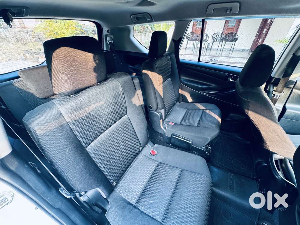 Toyota Innova Crysta 2.4 G Mt, 2017, Diesel