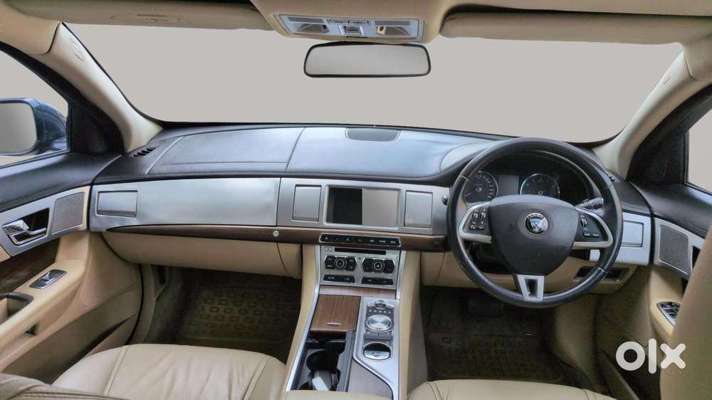 Jaguar Xf Petrol 2.0, 2015, Petrol