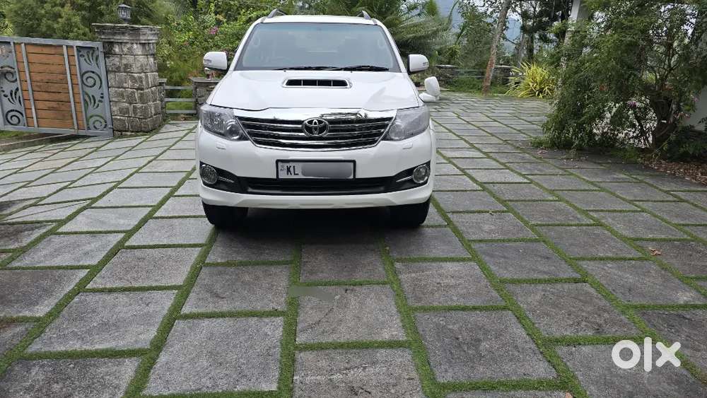 Toyota Fortuner Legender 2014
