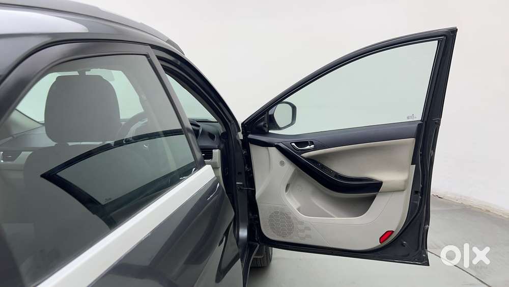 Tata Nexon 1.2 Revotron Xza Plus, 2023, Petrol