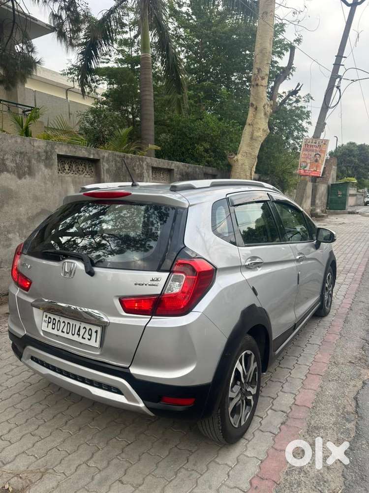 Honda Wrv Vx Sunroof Diesel Car 2019