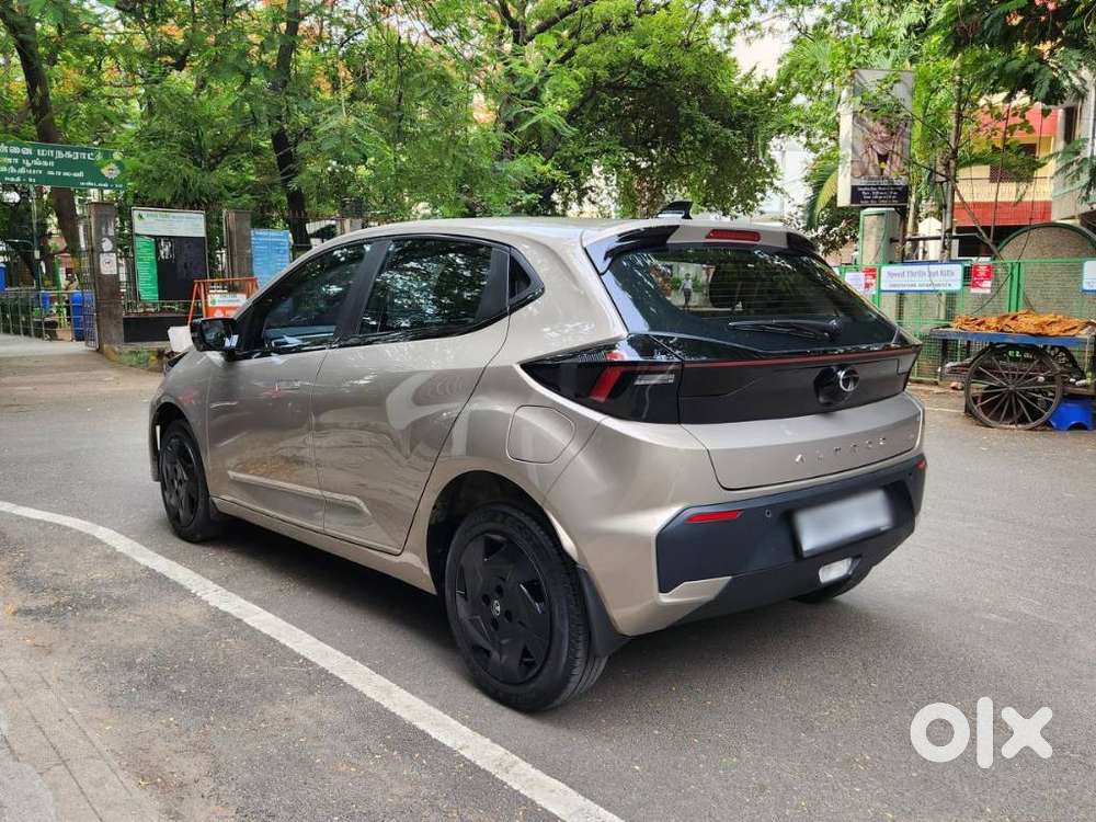 Tata Altroz Creative S, 2025, Petrol