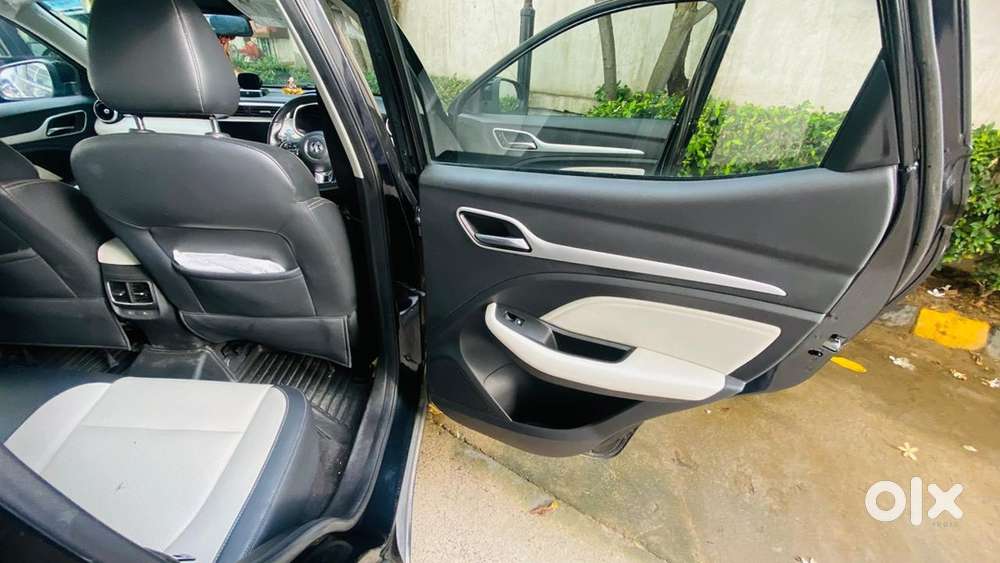 Mg Astor Petrol 2023 First-owner Car