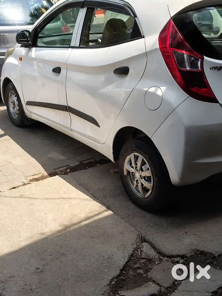 Hyundai Eon 2015 Cng & Hybrids 137000 Km Driven Cng On Paper