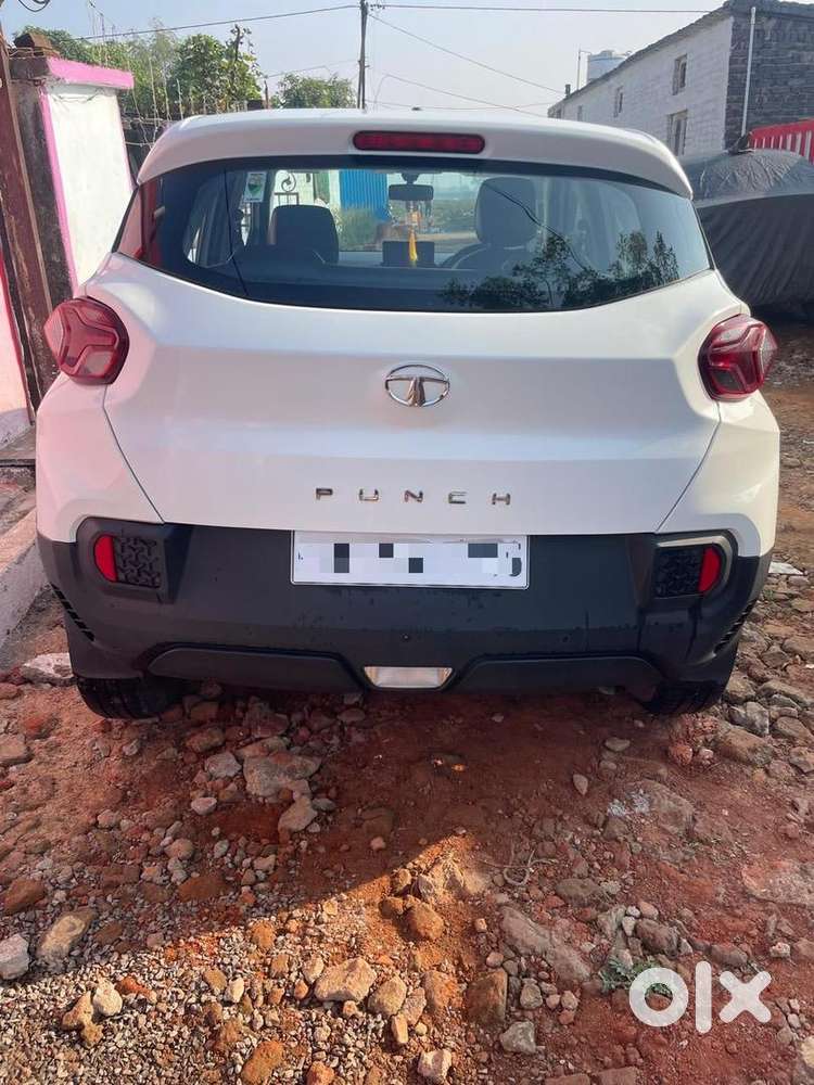 Tata  Punch Dec 2023petrol Well Maintained
