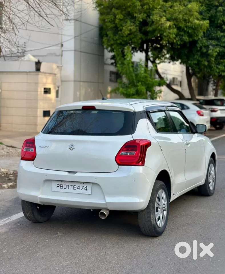 Maruti Suzuki Swift Vxi, 2023, Petrol